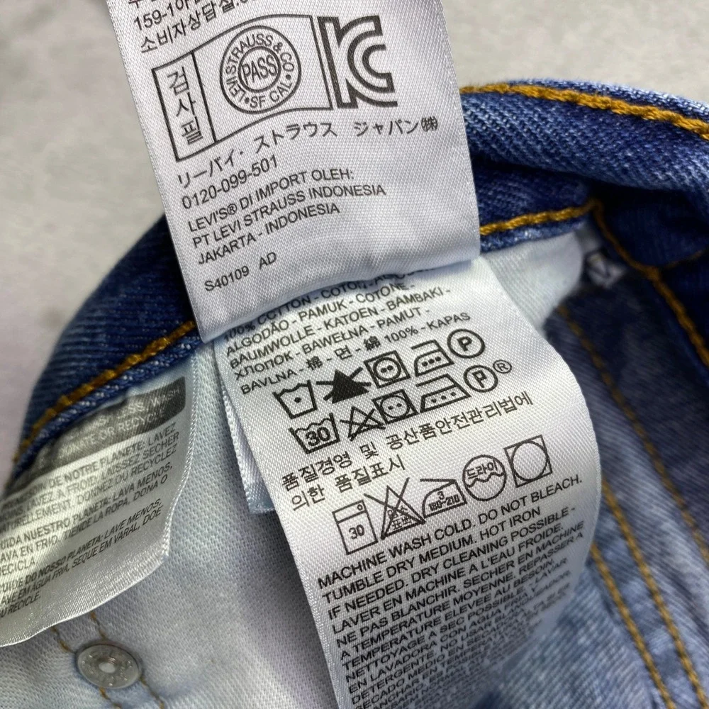 Levi Strauss 517 Bootcut Jeans Medium Wash Sz 34 Fits 33